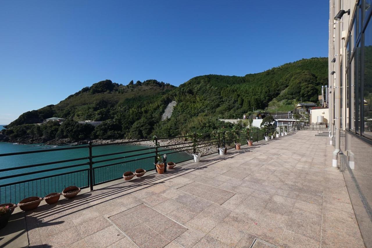 Hotel Nami Кумано Экстерьер фото